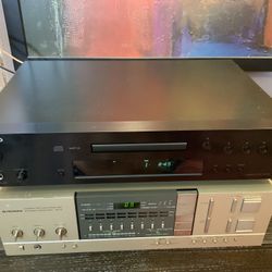 Onkyo C-7030 Audiophile CD Player w/Remote 2023 Model