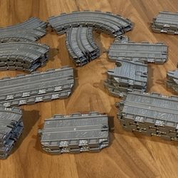 Thomas train Take Along Tracks- 30 Pieces