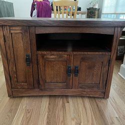 Solid Wood TV Stand/Entertainment Center - Great Condition