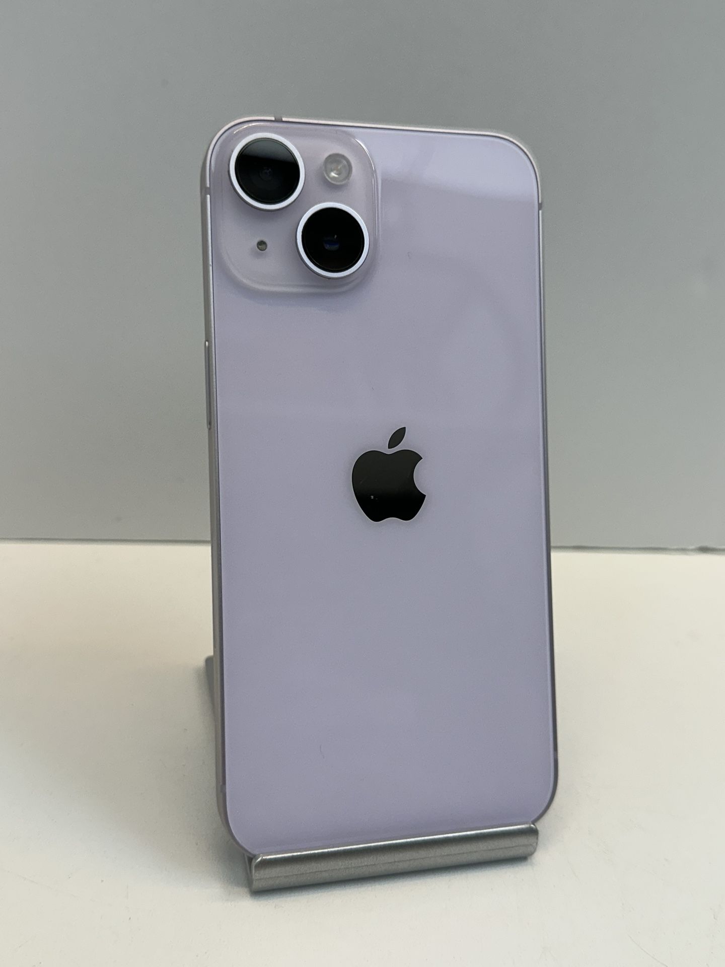 Apple iPhone 14 128gb. ( Fully Unlocked Device )