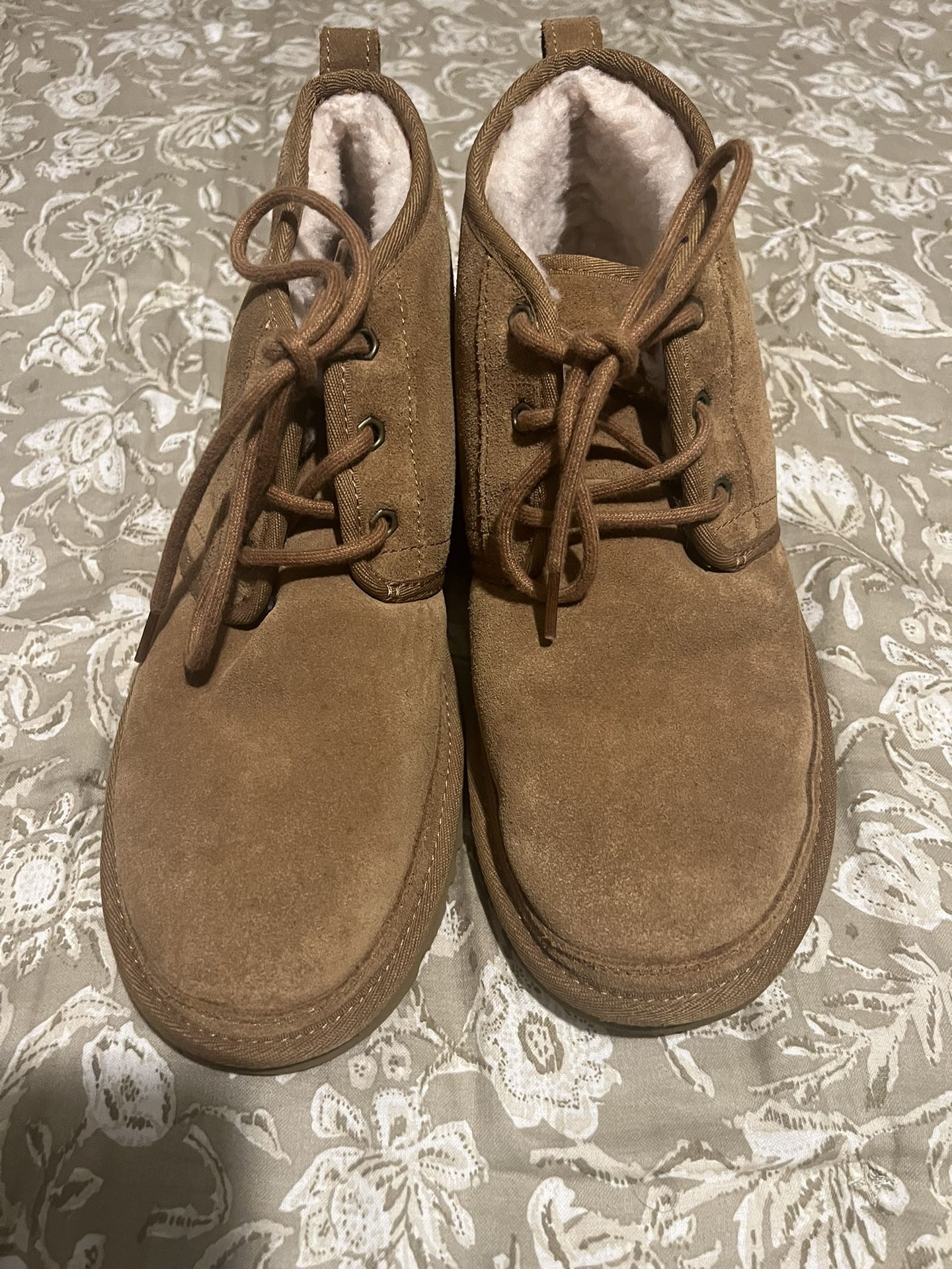 men’s uggs boots 🥾 