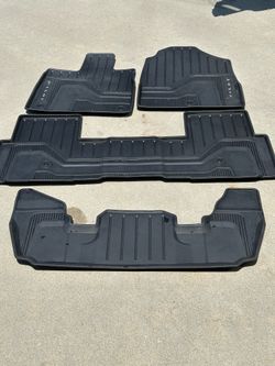 23’-26 Honda Pilot OEM All-Weather Floor Mats – Like New