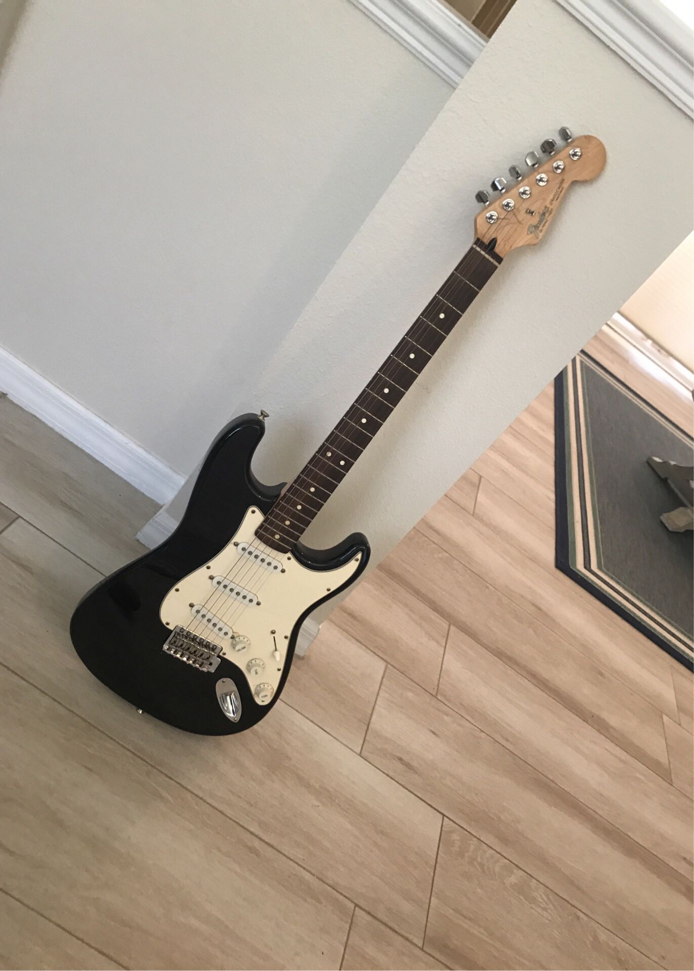 Solid Body Guitar