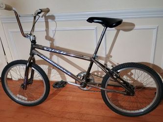 Mid-School Diamondback Viper BMX Bike - Chrome 20”