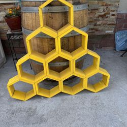Honeycomb Stand