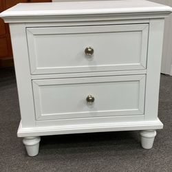 Harriet Bee Jazmond White Nightstand