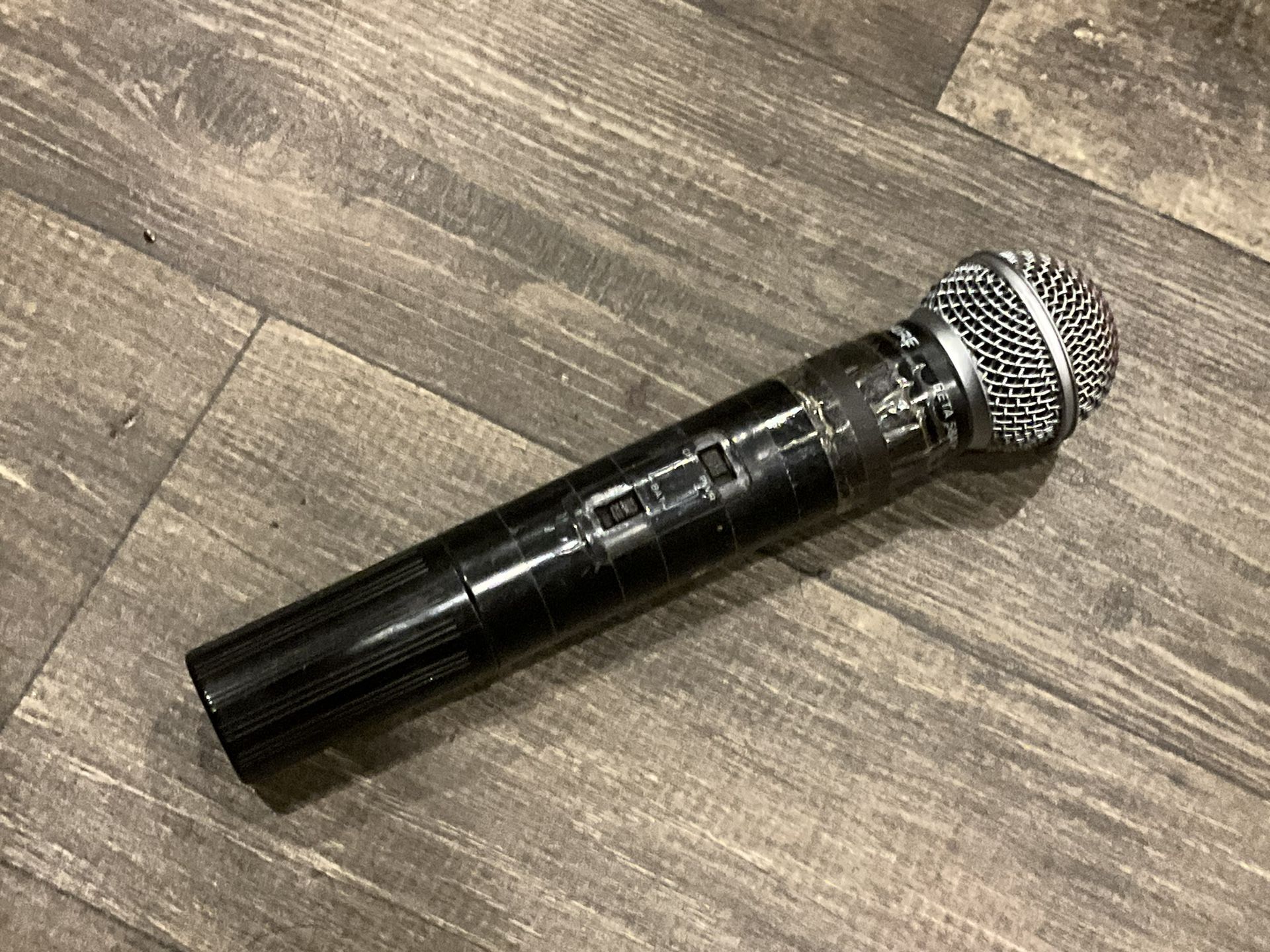 SHURE BETA 58A wireless Microphone. Used. 