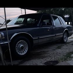 Lincoln Town Car