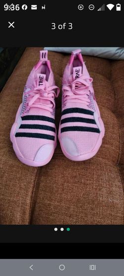 ADDIDAS  BOOST TRAE YOUNG MEN SIZE 9