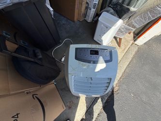 LG 9000 BTU Portable AC