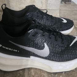 Nike ZoomX Invincible Run 3 Running Shoes