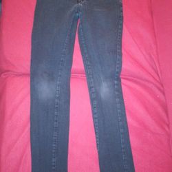 Girls Levi's Jeans Size 8 Regular. $8.00