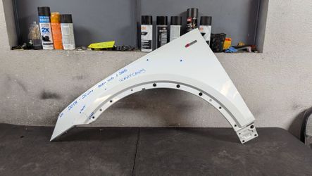 2018-2019-2020-2021-2022-2023-2024 AUDI Q5 SQ5 LEFT FENDER OEM USED #11062