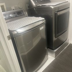 LG Side-by-Side Top Load Washer and Gas Dryer