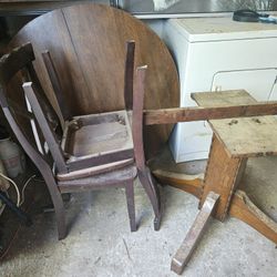 Free Antique Dresser And Table