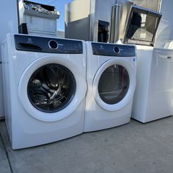 Nice Electrolux Washer And Gas Dryer Set 