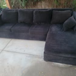 Sectional Couch (DO NOT ASK IF STILL AVAILABLE) 