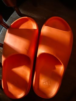 Adidas Yeezy Slide Orange size 8
