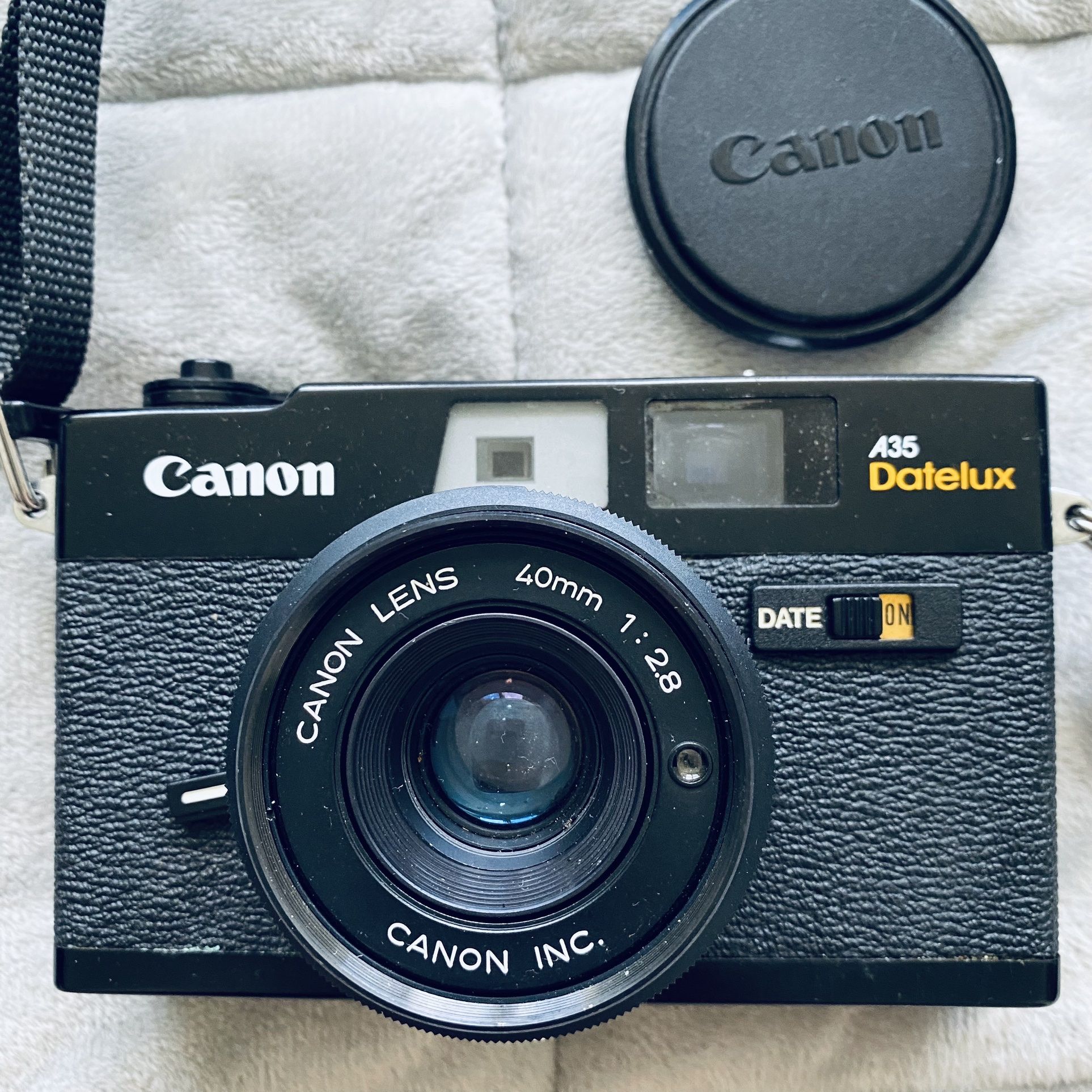 Canon A35 Datelux 40mm Film Camera for Sale in Fairfax, VA - OfferUp