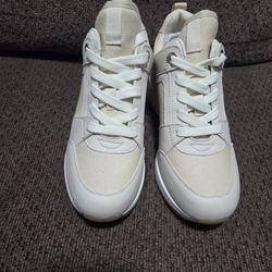 Cestfini
Cestfini Women's High Heel 