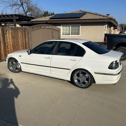 2003 BMW 325i