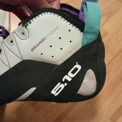Brand New Five Ten Grandstone Climbing Shoes – Never Used!