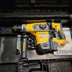 FLEXVOLT 60V MAX Cordless 1-1/4 in. SDS Plus Rotary Hammer (Tool Only)
by

DEWALT