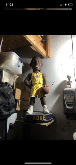 Kobe bobble head
