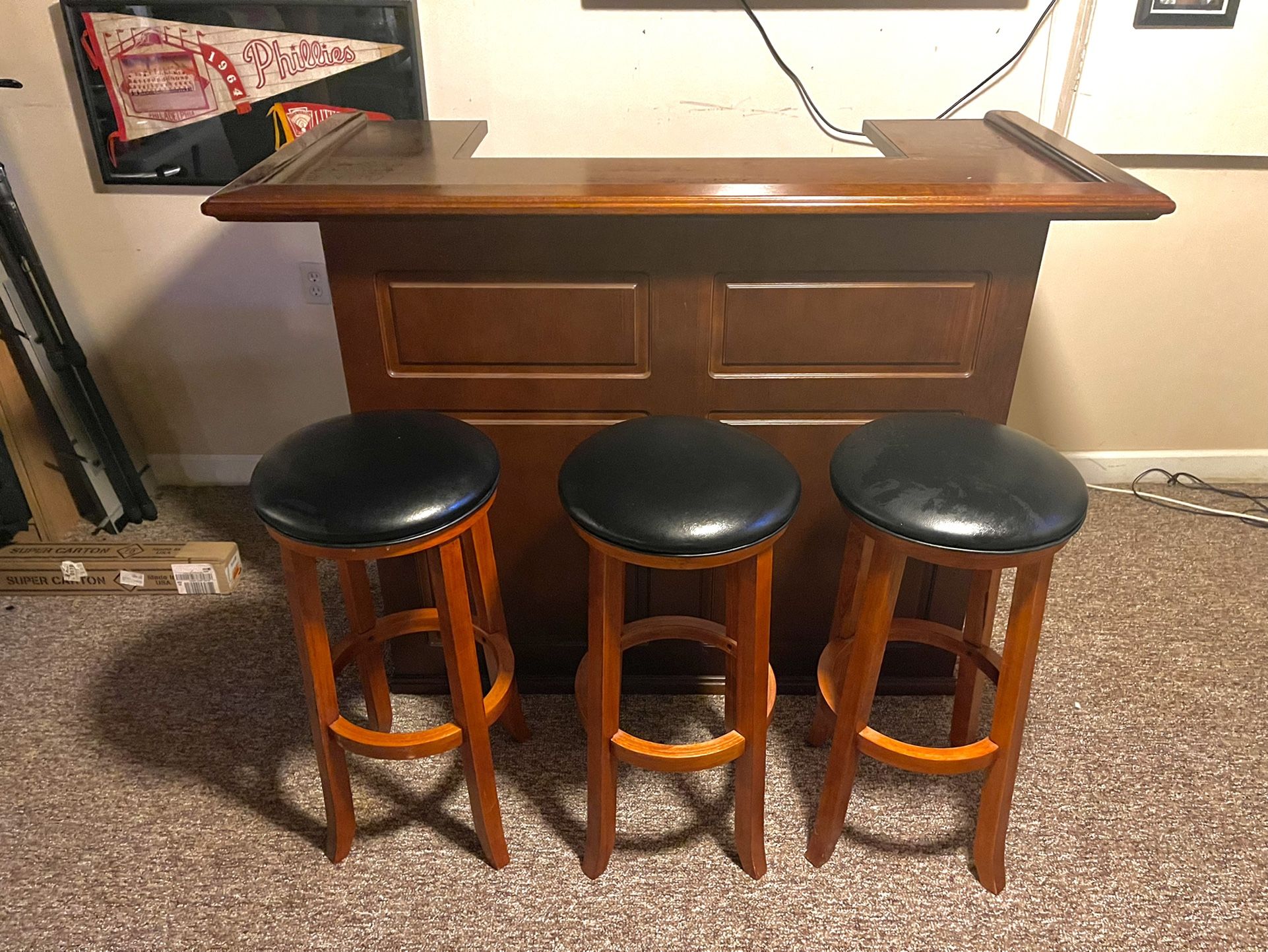 Wood Home Bar With 3 Stools