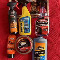 Auto Accessories 8 Piece Complete Total 20$.