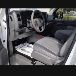 2012 Nissan NV2500