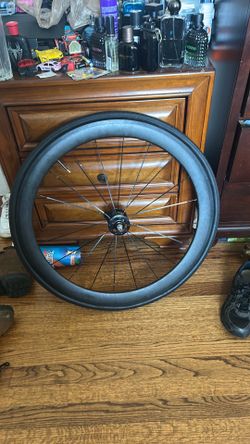 front 50mm CARBON wheel