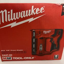 Milwaukee M12-3/8” Crown Stapler