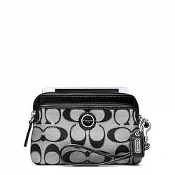 Coach F49360 Poppy Signature Wristlet