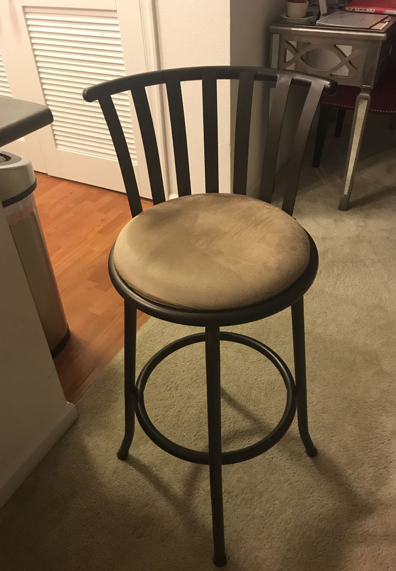 2 bar stools for $50