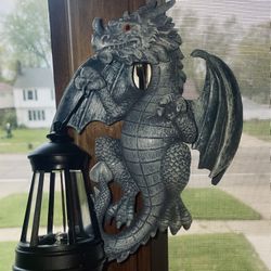 Brand New Set (2) Of Dragon And Solar Powered Lantern Figures 