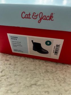 Girls boots