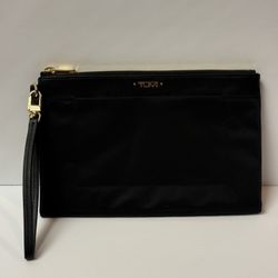 Tumi Black Clutch Nylon Leather Sleek Minimalist Design