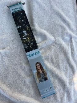 22” Seamless Clip-In Hair Extensions – 1B Silky Straight