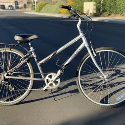 Sun Ruskin 700c 7-speed Cruiser 