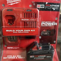 Milwaukee M18 18-Volt Lithium-Ion REDLITHIUM FORGE Starter Kit with 8.0Ah Battery and Rapid Charger