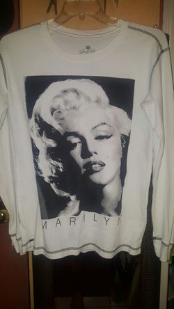 SIZE LARGE