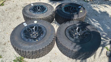 Ram TRX lunar edition beadlocks 18"