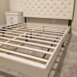 Queen Size Bed 