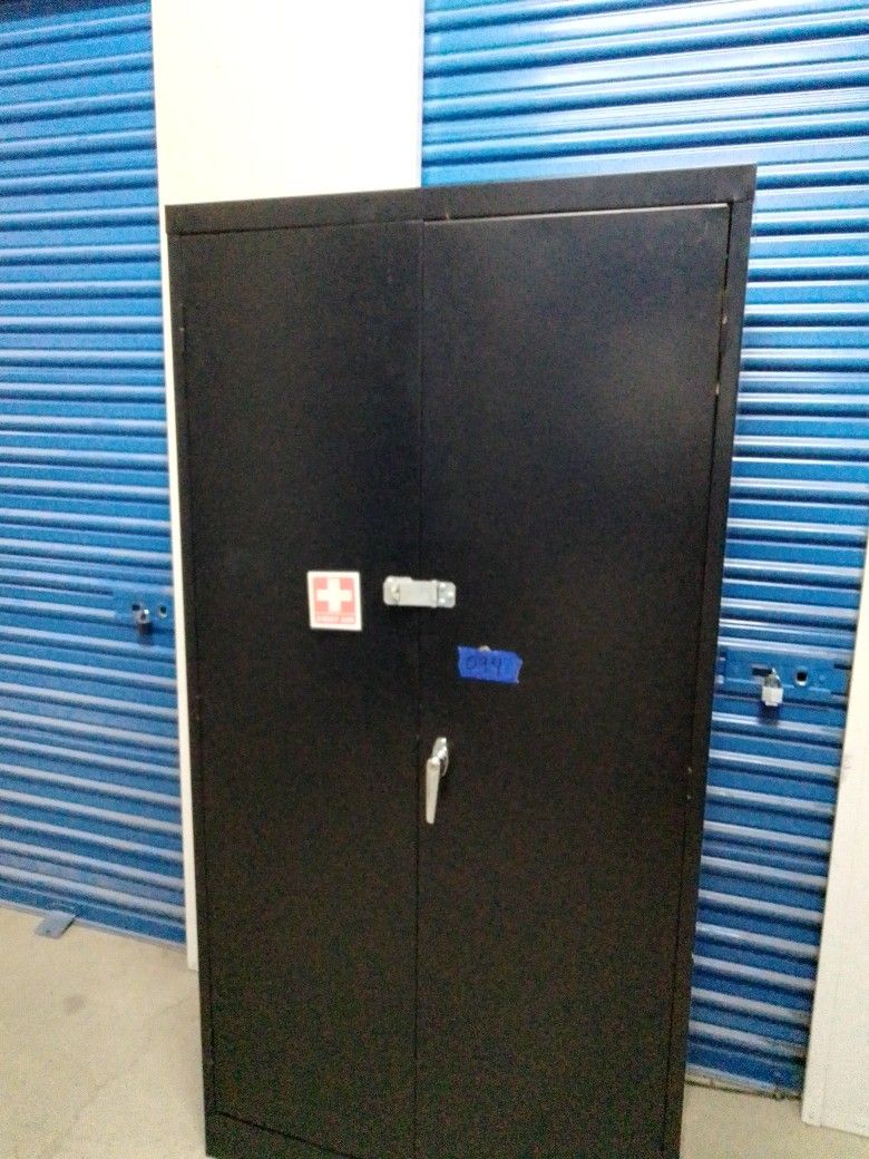 Metal Storage Cabinet With Key 1 With Pad Lock Latch