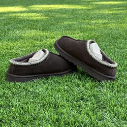 Brand New Men's UGG Tasman Slippers - Size 7, Brown
