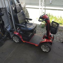 Heavy Duty Mobility Scooter With New Batteries
