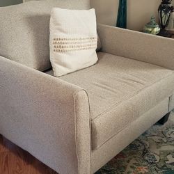 Nice Loveseat  In Great Condition  $250