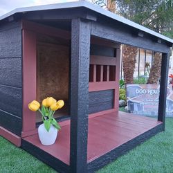 Dog Houses 