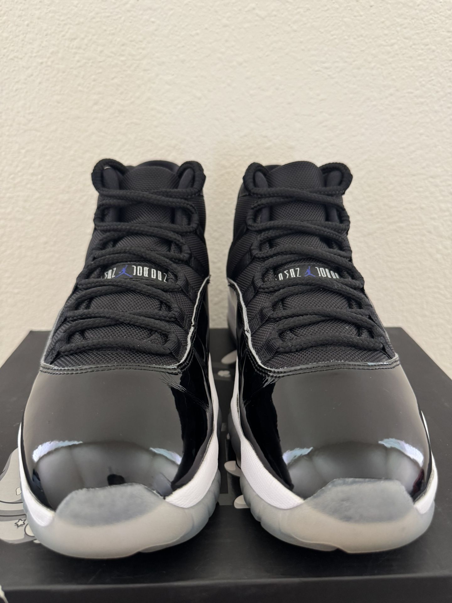 Jordan 11 Retro Space Jam Size 8.5 Mens (OG Box)